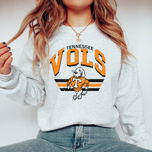 Gildan Sweaters - Retro Style Tennessee Vols Sweater